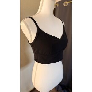 Lululemon Align V-Neck Bra Light Support A/B Cup Black Size 12. Square dot.
